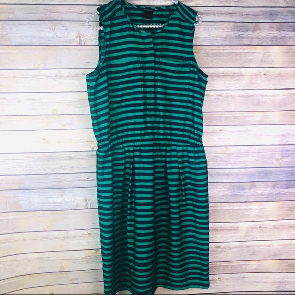 Three Spring Size Small Dresses - Picture 3 of 8